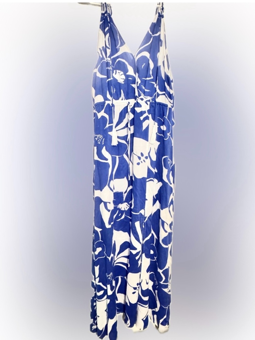 Elan Blue and White Floral Hibiscus Print Maxi Dress with Side Slit - Picture 5 of 9